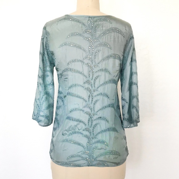 GOLD HAWK - Pale Blue Silk Top w/ Flared Sleeves - Picture 3 of 4
